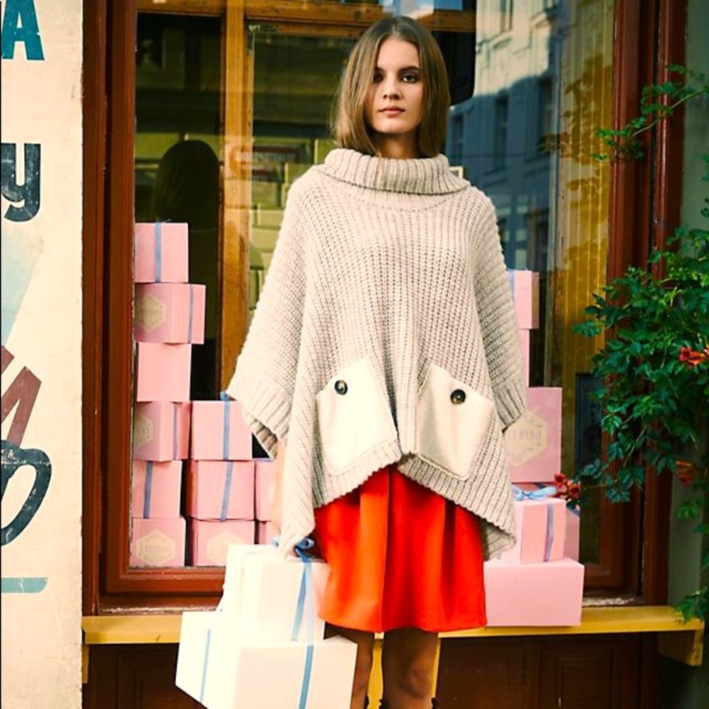 Anthropologie Moth Westwind Turtleneck Poncho